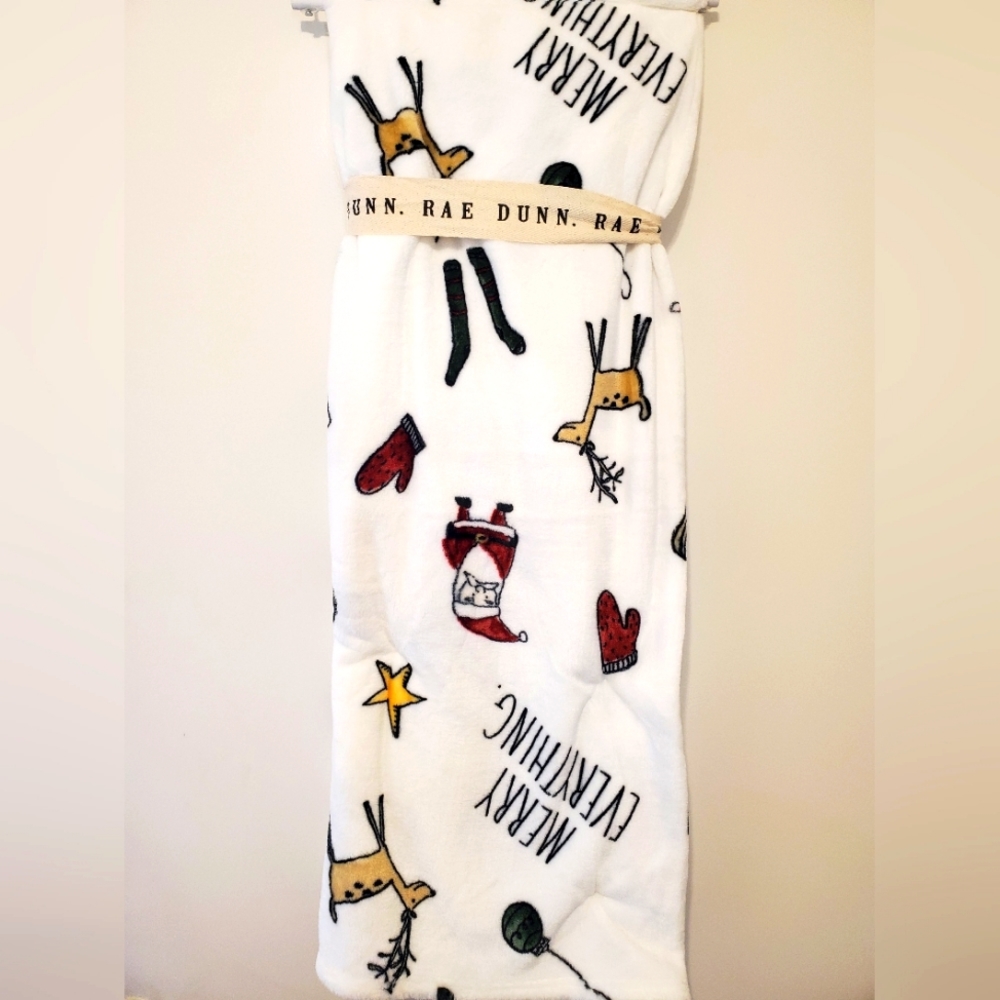 Brand new Rae dunn MERRY EVERYTHING   Christmas soft plush throw blanket